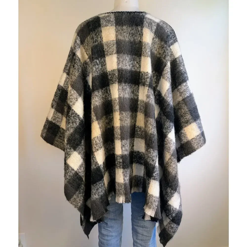 Ana Shawl Cape Wrap OS Black Gray White Buffalo Check Fringed Fuzzy Thick NEW